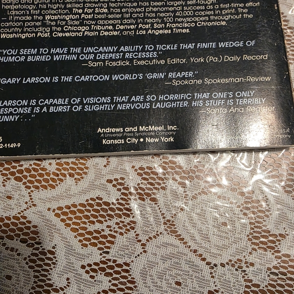 Beyond The Far Side by Gary Larson - Black Cover - Picture 3 of 7